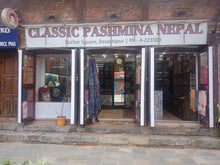 Load image into Gallery viewer, Classic Pashmina Nepal (Closed)
